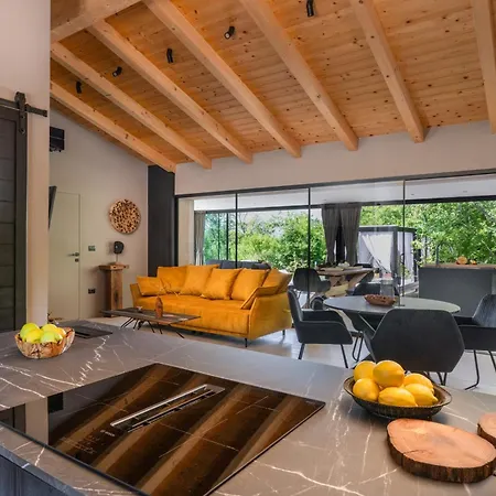 Вилла Casa Al Lavere' *